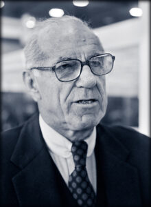 Dr. B. Spock at the opening of the "First International Congress on Patient Counselling" 1976.